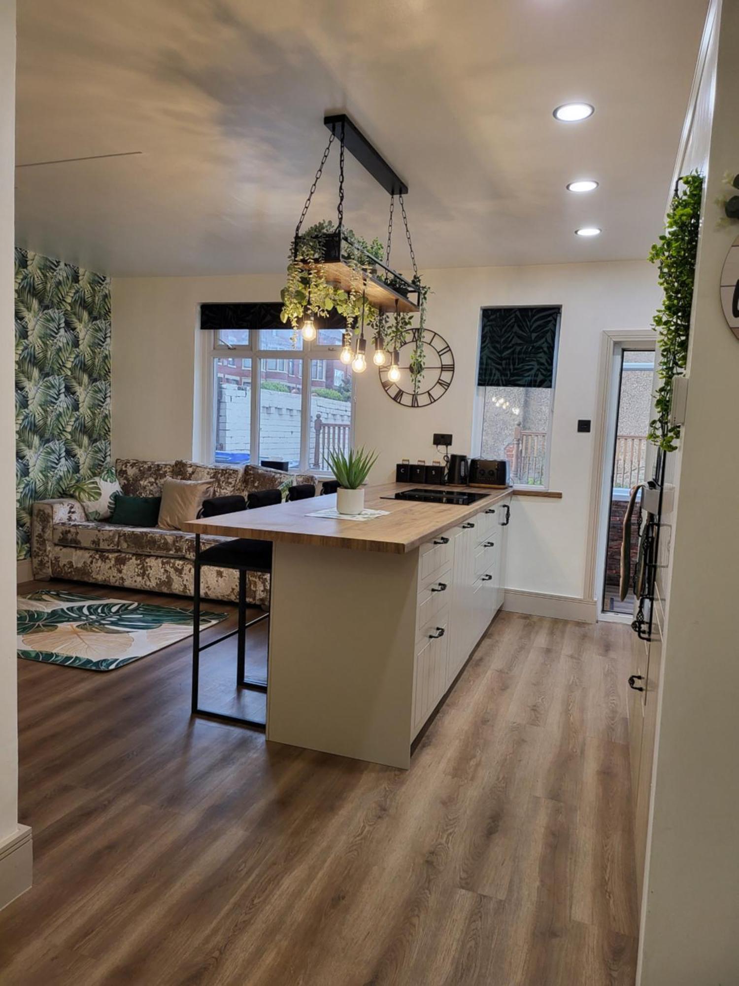 Country Style Modern Self Catering 3 Bedroom Bungalow In แบล็คพูล ภายนอก รูปภาพ