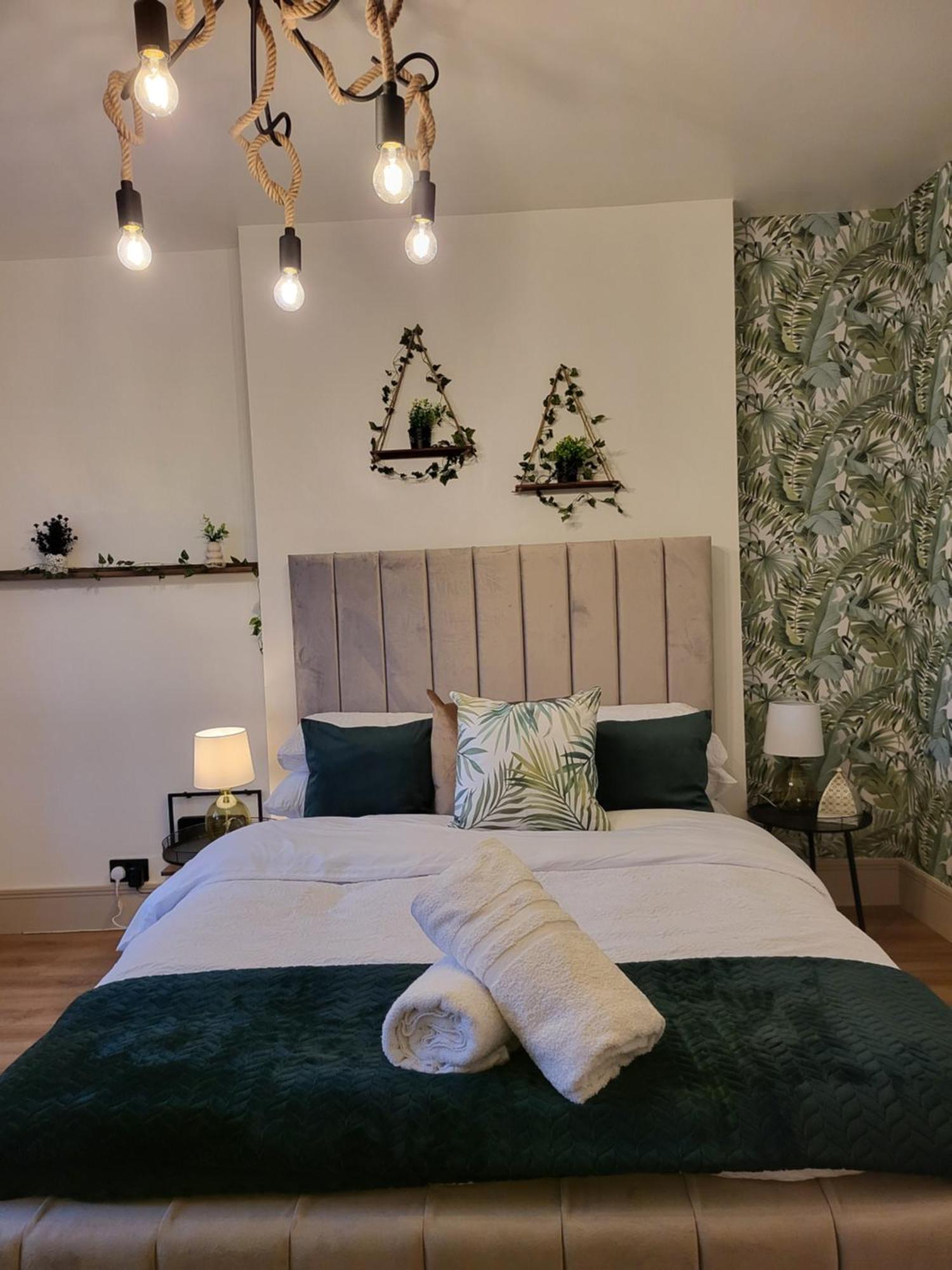 Country Style Modern Self Catering 3 Bedroom Bungalow In แบล็คพูล ภายนอก รูปภาพ