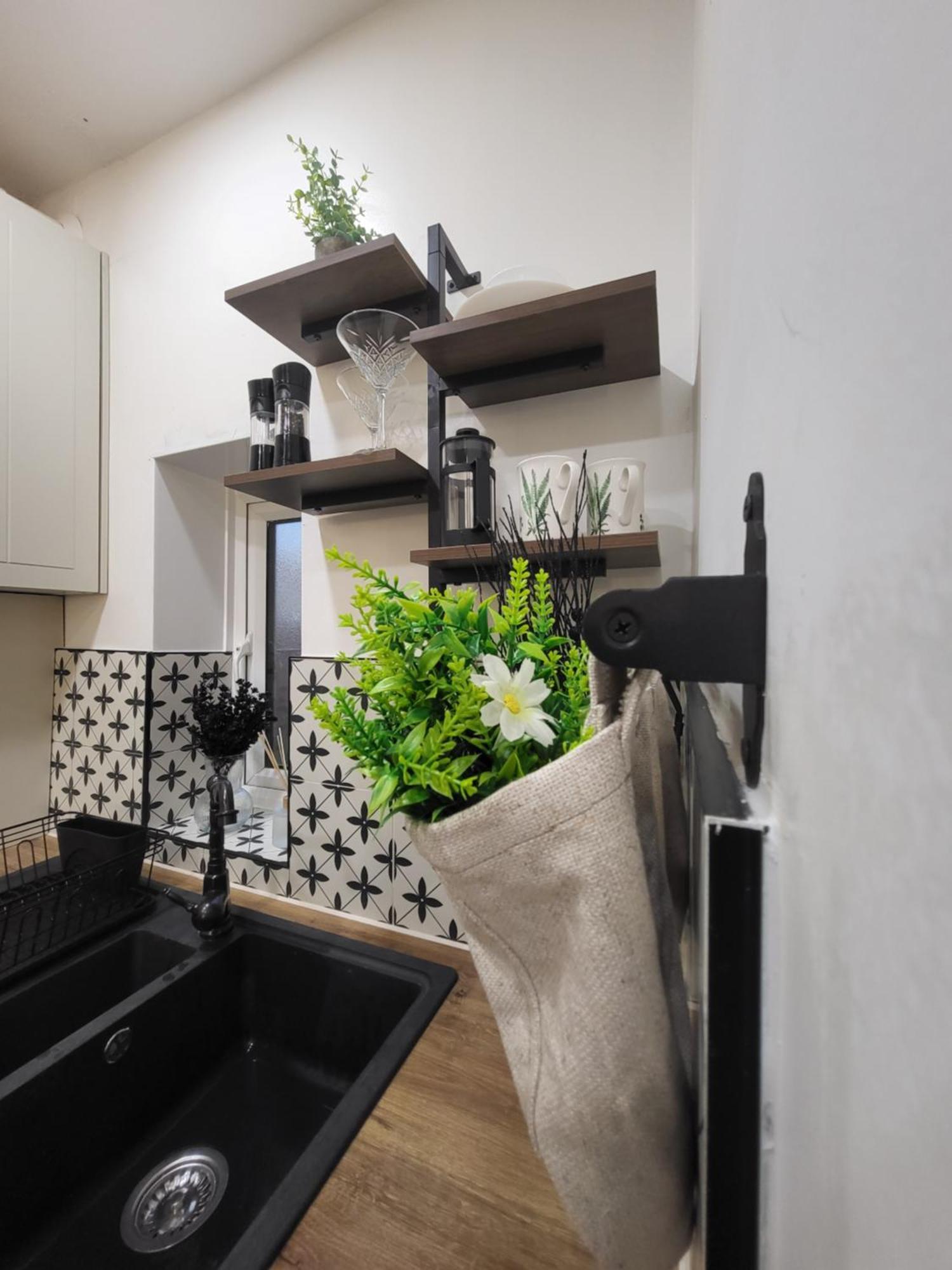 Country Style Modern Self Catering 3 Bedroom Bungalow In แบล็คพูล ภายนอก รูปภาพ